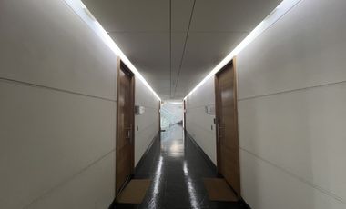 SE ARRIENDA OFICINA CON 2 PRIVADOS, REÑACA (CÓD. 458)