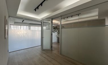 SE ARRIENDA OFICINA CON 2 PRIVADOS, REÑACA (CÓD. 458)