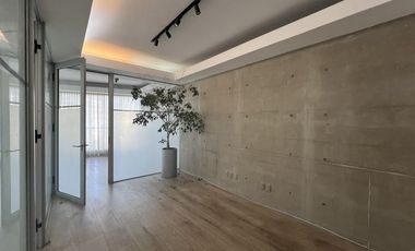 SE ARRIENDA OFICINA CON 2 PRIVADOS, REÑACA (CÓD. 458)