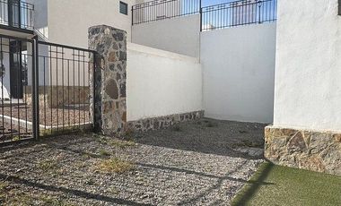 Renta departamento en Samare Zibata