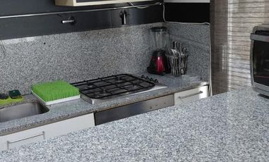 Departamento en triplex sobre Libertador