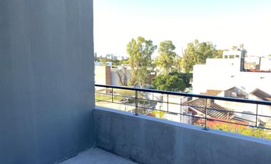 Monoambiente con Amplio balcón al Frente!!!