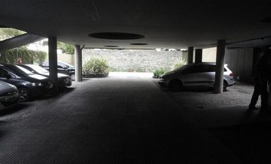 Alquiler departamento amoblado de 3 ambientes con cochera-  La Lucila