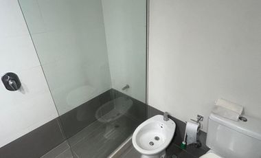 Alquiler departamento amoblado de 3 ambientes con cochera-  La Lucila