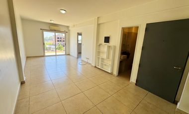 Departamento super amplio de dos ambientes  alquiler.