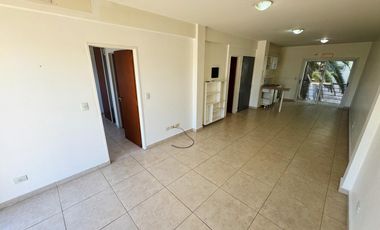 Departamento super amplio de dos ambientes  alquiler.