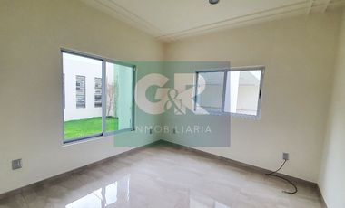 Casa con Alberca 2 niveles Tequisquiapan Querétaro