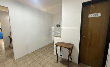 Venta - Local con Renta en Maipú y 9 de Julio - L031