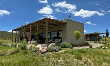 venta casa 3 dormitorios estancia atamisque tupungato mendoza