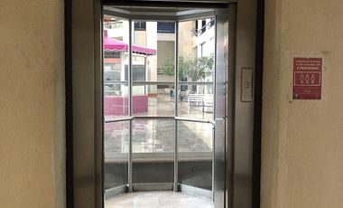 Local comercial en venta en plaza América del Circuito Juan Pablo II