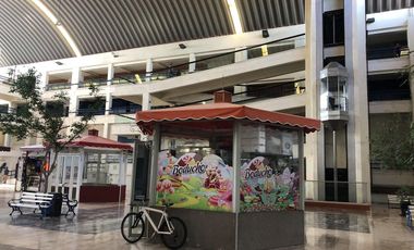 Local comercial en venta en plaza América del Circuito Juan Pablo II