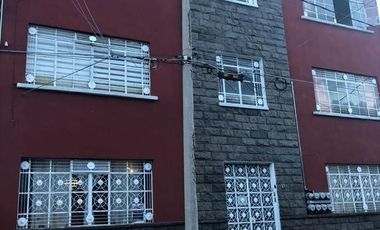 Edificio en venta ubicado en la Colonia El Carmen (SE-2201)