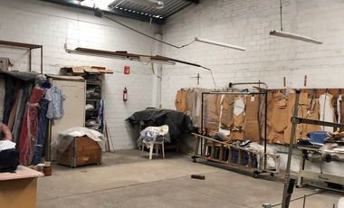 Bodega comercial en  venta en Av de las Torres