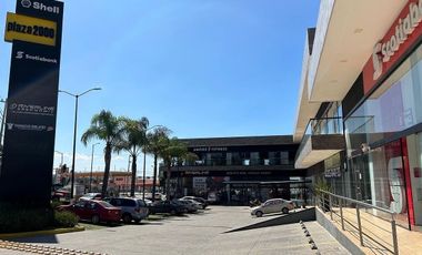 Local en renta Plaza 2000 por la zona de la PEPSI Puebla