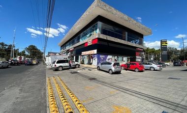 Local en renta Plaza 2000 por la zona de la PEPSI Puebla
