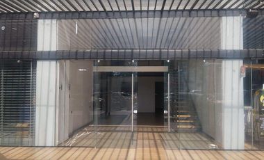 Local en renta Plaza 2000 por la zona de la PEPSI Puebla