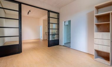 Casa remodelada en Santa Maria de la Ribera