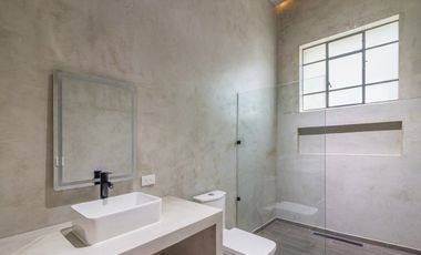 Casa remodelada en Santa Maria de la Ribera