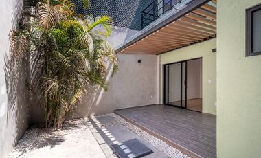 Casa remodelada en Santa Maria de la Ribera