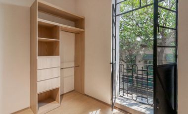 Casa remodelada en Santa Maria de la Ribera