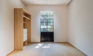 Casa remodelada en Santa Maria de la Ribera