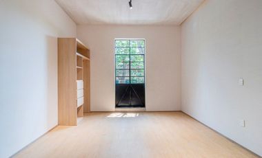 Casa remodelada en Santa Maria de la Ribera