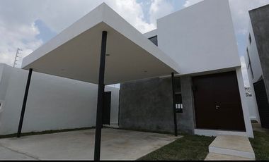 CASA EN RENTA AMUEBLADA CON PISCINA EN RESIDENCIAL SAC-UH, ZONA GRAN SANTA FE