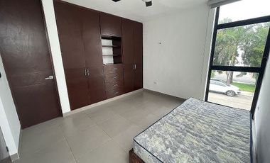 CASA EN RENTA SEMI AMUEBLADA CON PISCINA CERCA DE GRAN SANTA FE NORTE