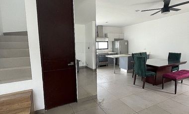 CASA EN RENTA SEMI AMUEBLADA CON PISCINA CERCA DE GRAN SANTA FE NORTE