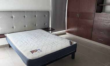 CASA EN RENTA SEMI AMUEBLADA CON PISCINA CERCA DE GRAN SANTA FE NORTE