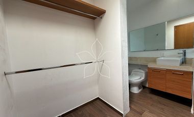 RESIDENCIA EN RENTA EN FRANCISCO SARABIA, ZAPOPAN