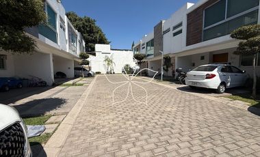 RESIDENCIA EN RENTA EN FRANCISCO SARABIA, ZAPOPAN