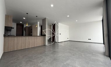 RESIDENCIA EN VENTA EN SOLARES, ZONA REAL, ZAPOPAN