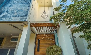 RESIDENCIA DE LUJO, PUERTA LAS LOMAS, ZONA DIAMANTE, JAL, ZAPOPAN.