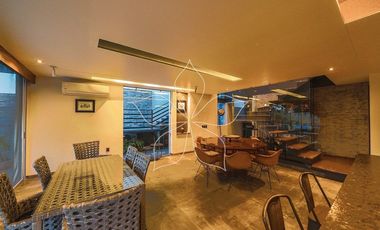 RESIDENCIA DE LUJO, PUERTA LAS LOMAS, ZONA DIAMANTE, JAL, ZAPOPAN.