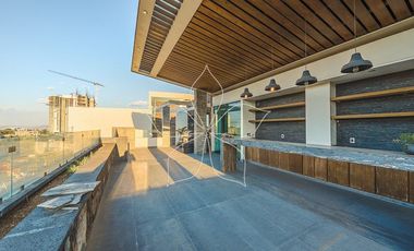 RESIDENCIA DE LUJO, PUERTA LAS LOMAS, ZONA DIAMANTE, JAL, ZAPOPAN.