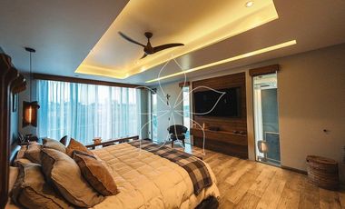 RESIDENCIA DE LUJO, PUERTA LAS LOMAS, ZONA DIAMANTE, JAL, ZAPOPAN.