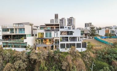 RESIDENCIA DE LUJO, PUERTA LAS LOMAS, ZONA DIAMANTE, JAL, ZAPOPAN.