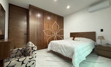 RESIDENCIA EN VENTA EN SOLARES, ZONA REAL, ZAPOPAN