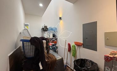 RESIDENCIA EN VENTA EN SOLARES, ZONA REAL, ZAPOPAN