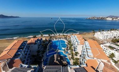 VILLA CON VISTA AL MAR EN VENTA EN PLAYA AZUL, MANZANILLO, COLIMA