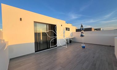 RESIDENCIA EN VENTA, SOLARES, ZONA REAL, ZAPOPAN