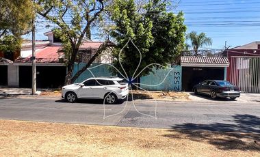 TERRENO EN VENTA EN RESIDENCIAL VICTORIA, ZAPOPAN, JALISCO