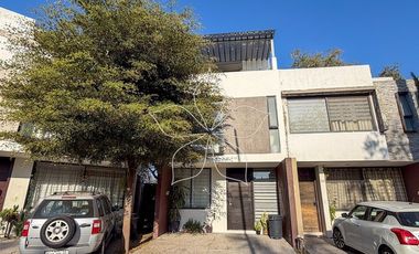 RESIDENCIA EN RENTA AMUEBLADA ZOI CAÑADAS