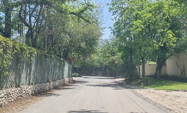 CASA en renta en privada Campestre Santiago