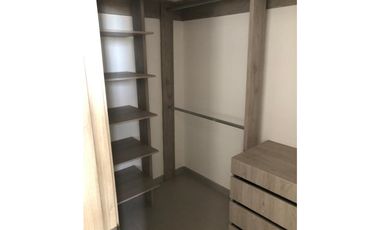 VENDE APARTAMENTO EN EL RECREO