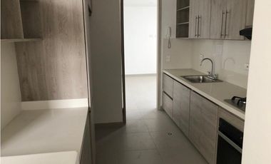 VENDE APARTAMENTO EN EL RECREO