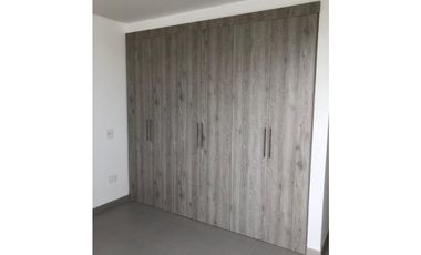 VENDE APARTAMENTO EN EL RECREO