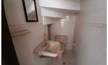 Casa de dos pisos en venta | Las Mercedes - Palmira