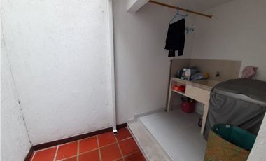 Casa de dos pisos en venta | Las Mercedes - Palmira